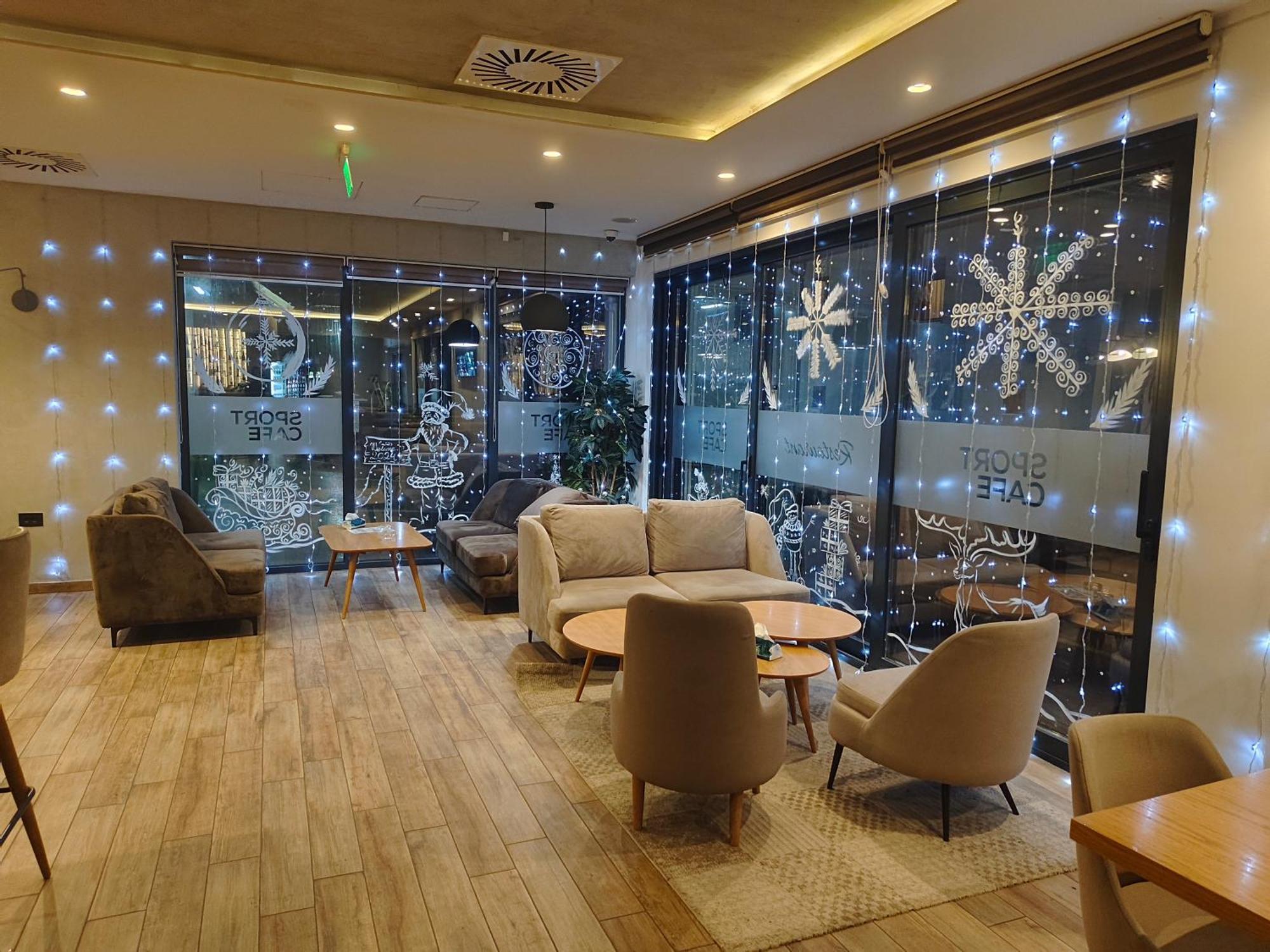 H.T Hotel Belgrade Extérieur photo